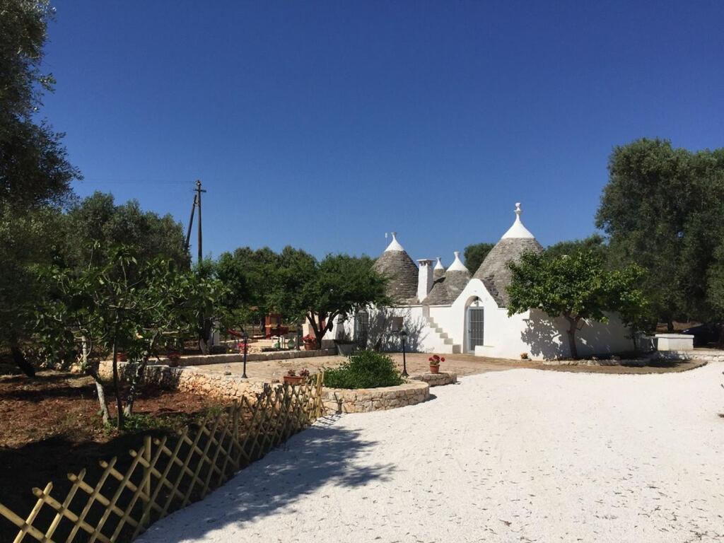 Chateaux Des Trulli 산 미켈레 살렌티노 외부 사진